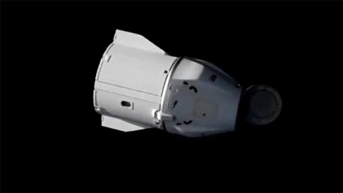 SpaceX-Cargo-Dragon-Spacecraft-Undocked.jpg