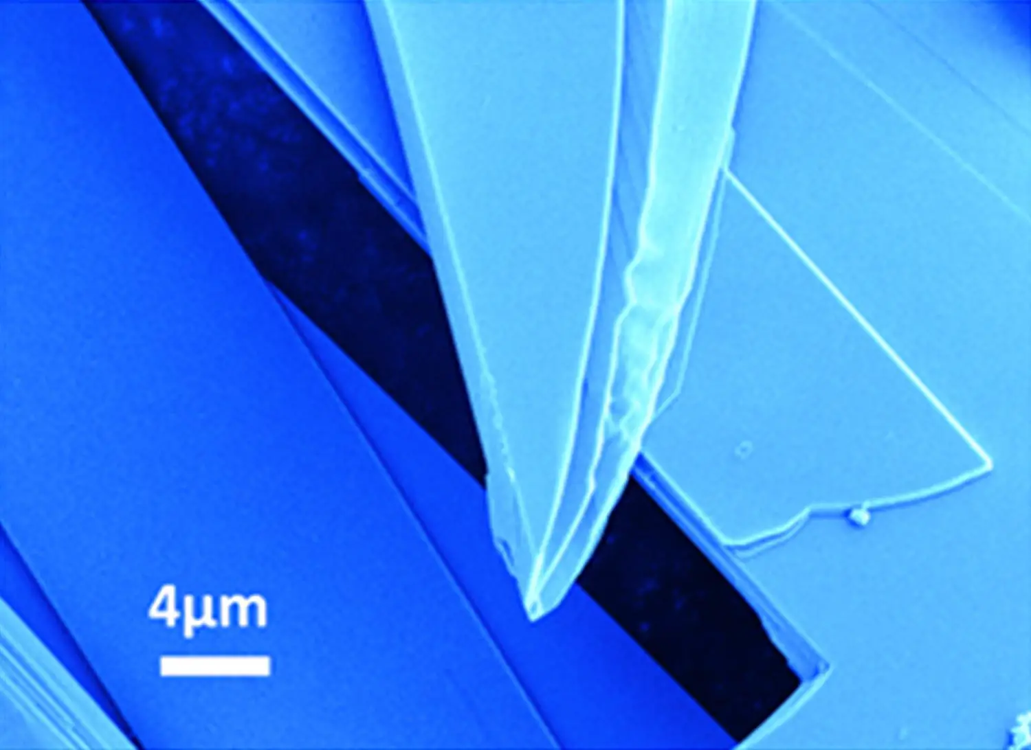 Molybdenene-Metallic-Relative-of-Graphene.webp