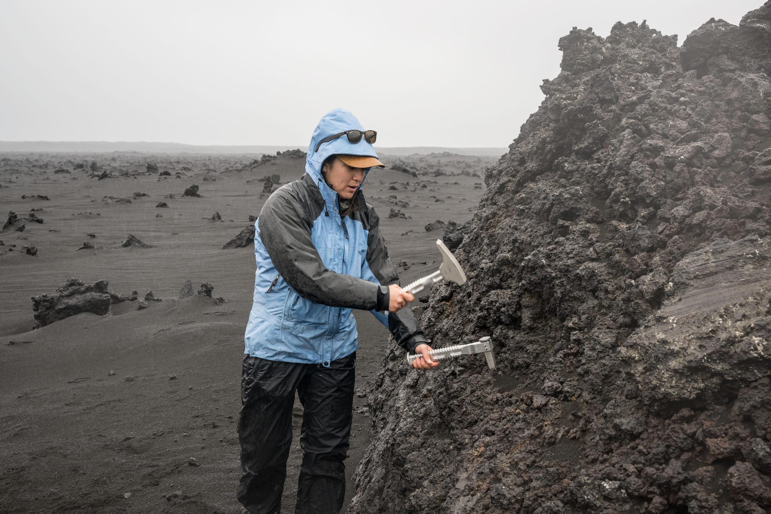 Artemis-II-Crew-Geology-Training-in-Iceland-Angela-Garcia-scaled.jpg